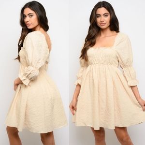 Storia | Cream Lace Puff Sleeve Mini Dress